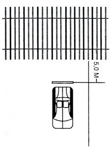 Tạm dừng ở chỗ có đường sắt chạy qua
